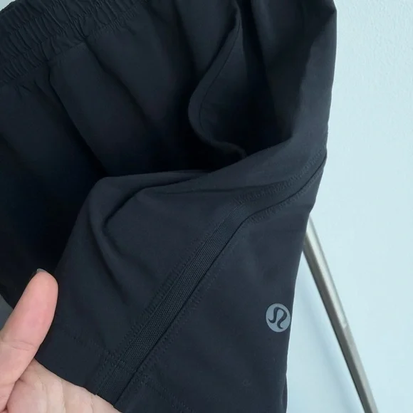 Lululemon Pace Breaker Linerless Short 5" - Picture 10 of 12